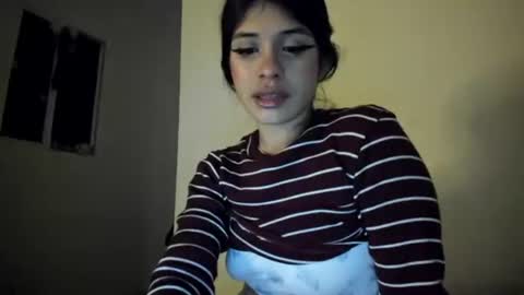 lucyportman online show from June 5, 2026, 6:52 am
