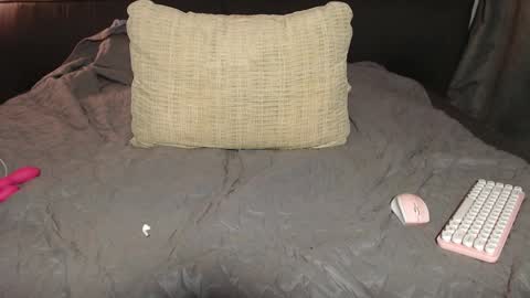 Lucy online show from March 12, 2025, 2:56 pm