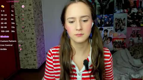 Snapshot of lucyrose33 chatting on October 1, 2025, 3:29 pm Lucy Rose online show from October 1, 2025, 3:29 pm