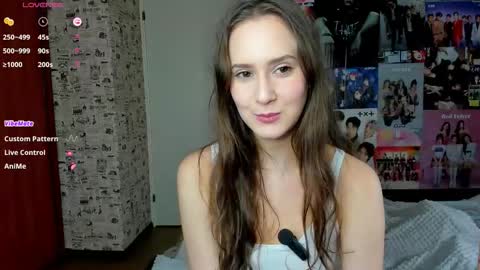 Snapshot of lucyrose33 chatting on October 13, 2025, 4:12 am Lucy Rose online show from October 13, 2025, 4:12 am