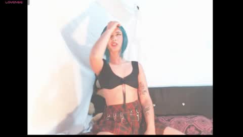Snapshot of lucyrosess chatting on May 28, 2026, 11:18 am lucyrosess online show from May 28, 2026, 11:18 am