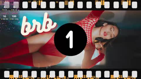 Lucy Liiu online show from November 22, 2025, 3:22 pm