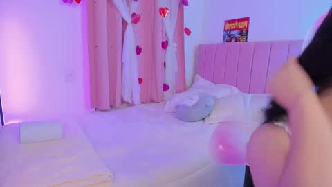 LUCYY FROM HOME  online show from October 5, 2025, 1:59 am