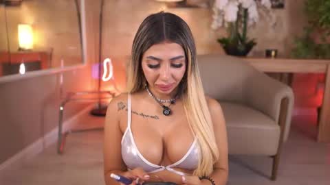LucyRose online show from July 19, 2026, 8:18 am