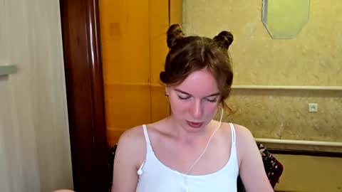 Snapshot of lucyzachar chatting on May 16, 2026, 6:10 am Sofia online show from May 16, 2026, 6:10 am