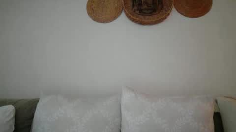 Snapshot of luh698171 chatting on March 9, 2026, 10:03 pm Luxious online show from March 9, 2026, 10:03 pm