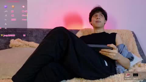 Lui online show from February 19, 2026, 5:47 am