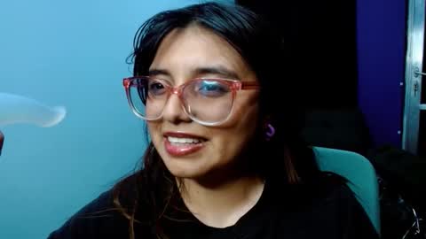 Snapshot of luisa_bunny chatting on March 19, 2026, 11:53 pm luisa_bunny online show from March 19, 2026, 11:53 pm