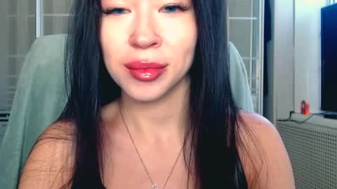 Snapshot of luisa_domina chatting on September 27, 2025, 9:47 am luisa lovedom online show from September 27, 2025, 9:47 am