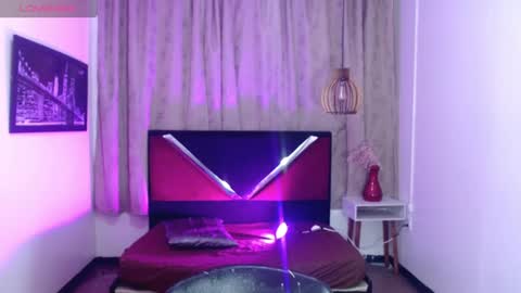 Snapshot of luisa_torres__ chatting on July 9, 2026, 3:43 am luisa_torres__ online show from July 9, 2026, 3:43 am