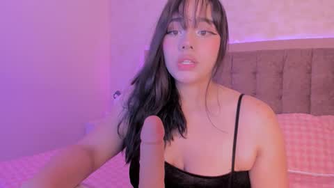 Luisa Giraldo online show from September 12, 2025, 12:49 pm