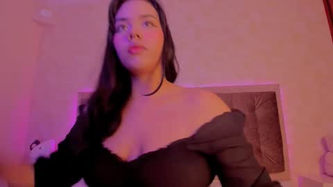 Luisa Giraldo online show from September 19, 2025, 11:44 am