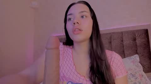 Luisa Giraldo online show from September 26, 2025, 11:03 am