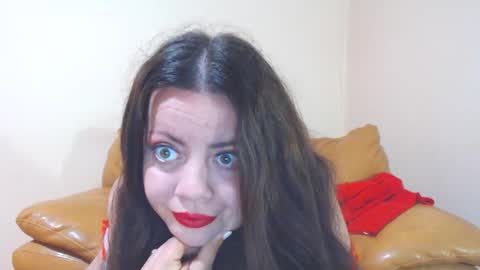 Cassie online show from April 19, 2026, 8:44 pm