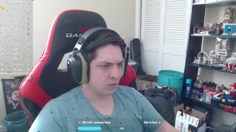 Luisdiaztube online show from September 9, 2025, 5:01 pm