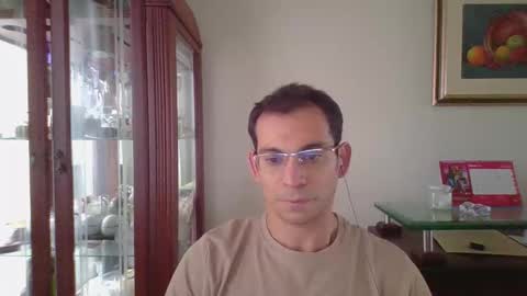 Snapshot of luiselamante chatting on May 14, 2026, 8:04 pm Luis online show from May 14, 2026, 8:04 pm