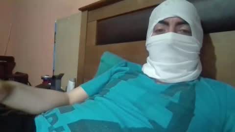 luisfvc online show from February 18, 2026, 5:03 am