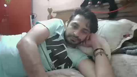 Snapshot of luismiastarot chatting on October 16, 2025, 2:23 am luismiastarot online show from October 16, 2025, 2:23 am