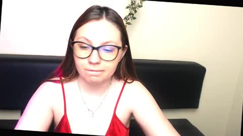 Snapshot of luizaheems_ chatting on April 28, 2026, 6:07 am Luiza online show from April 28, 2026, 6:07 am