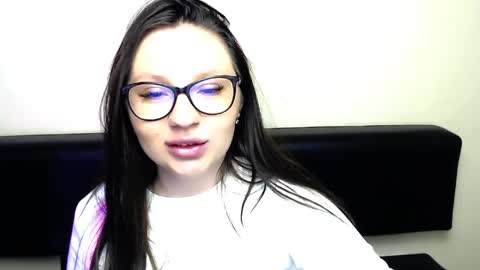 Snapshot of luizaheems_ chatting on May 15, 2026, 9:16 am Luiza online show from May 15, 2026, 9:16 am