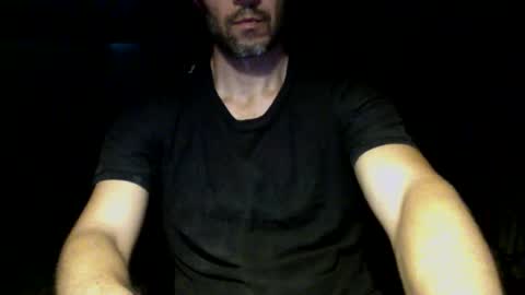 Snapshot of lujara chatting on April 5, 2026, 9:01 pm Lu online show from April 5, 2026, 9:01 pm