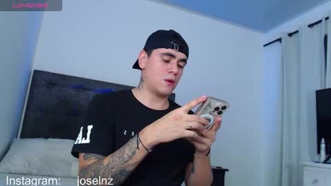 Luka Castle online show from October 16, 2025, 4:35 am