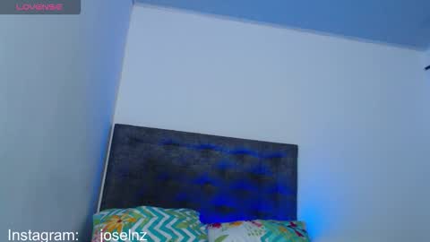 Luka Castle online show from October 23, 2025, 5:51 am