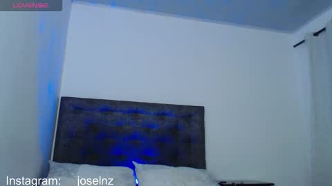 Luka Castle online show from November 1, 2025, 1:29 am