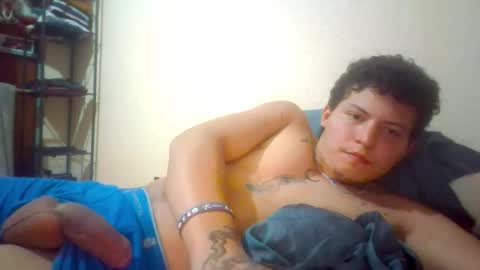 Snapshot of lukas2002alien622712 chatting on November 30, 2025, 5:44 am Lukas online show from November 30, 2025, 5:44 am