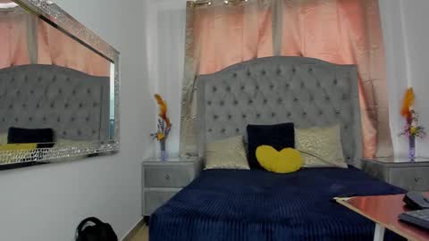 LukasJonss online show from September 19, 2025, 2:18 pm