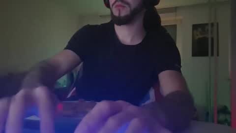 lukasschoetz online show from January 8, 2026, 9:06 pm