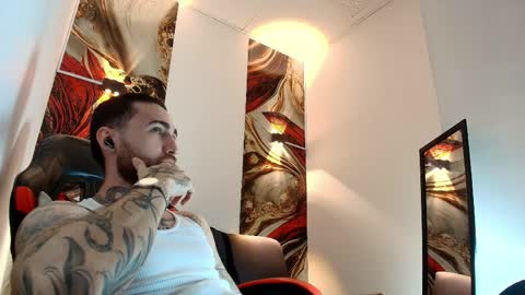 LUKE online show from March 31, 2026, 1:00 pm