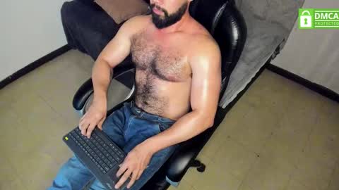 luke diaz7 online show from December 3, 2025, 2:19 am