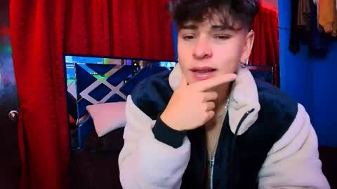Snapshot of luke_howland chatting on April 27, 2026, 5:11 pm Luke online show from April 27, 2026, 5:11 pm