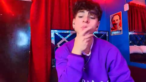 Snapshot of luke_howland chatting on May 21, 2026, 10:28 pm Luke online show from May 21, 2026, 10:28 pm