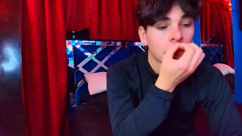 Snapshot of luke_howland chatting on May 28, 2026, 10:07 pm Luke online show from May 28, 2026, 10:07 pm