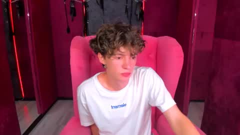 Snapshot of luke_sweet chatting on June 29, 2026, 12:49 pm Luke online show from June 29, 2026, 12:49 pm