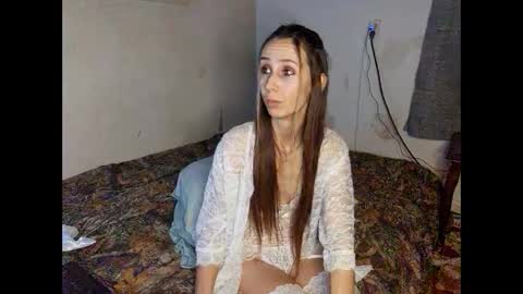 Snapshot of lukeandali23 chatting on February 12, 2025, 12:48 am Lukeandali420 online show from February 12, 2025, 12:48 am