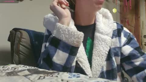 Snapshot of lukeandali23 chatting on March 4, 2026, 3:56 am Lukeandali420 online show from March 4, 2026, 3:56 am