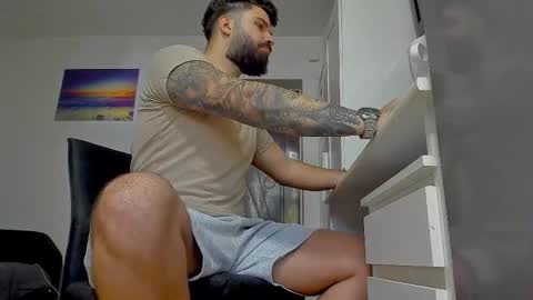 Luke online show from November 1, 2025, 10:06 am