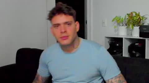 Snapshot of lukeglanton17 chatting on November 1, 2025, 12:56 am Luke online show from November 1, 2025, 12:56 am