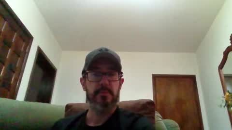 Snapshot of lukz88bigcock chatting on June 26, 2026, 1:10 am Luke online show from June 26, 2026, 1:10 am