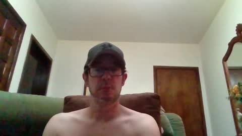 Snapshot of lukz88bigcock chatting on July 10, 2026, 12:04 am Luke online show from July 10, 2026, 12:04 am