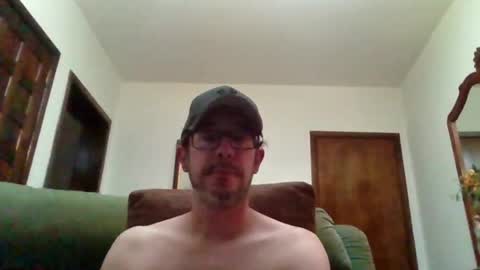 Snapshot of lukz88bigcock chatting on July 19, 2026, 1:09 am Luke online show from July 19, 2026, 1:09 am