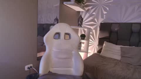 Cookie  online show from February 14, 2026, 3:14 am