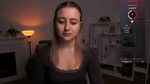 Lily online show from March 31, 2026, 8:53 pm