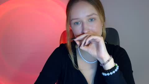 Lulu Baby18 online show from October 17, 2025, 5:37 pm