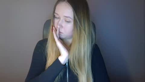 Lulu Baby18 online show from January 15, 2026, 8:45 pm