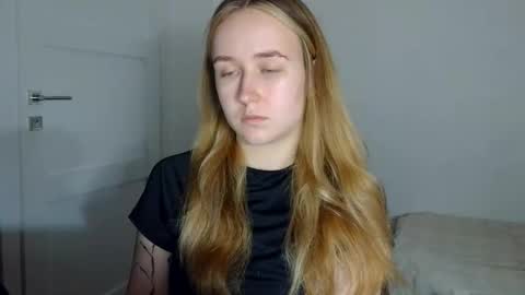 Lulu Baby18 online show from February 28, 2026, 7:59 pm