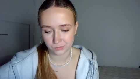 Snapshot of lulu_baby1 chatting on April 27, 2026, 6:06 pm Lulu Baby18 online show from April 27, 2026, 6:06 pm